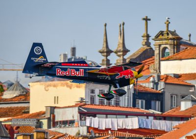 Air Invictus 2026-0233