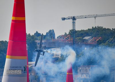 Air Invictus 2026-1881